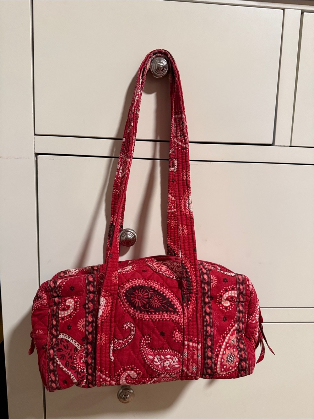Vera Bradley Mesa Red Paisley Shoulder Bag Small 100 Tote Style